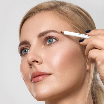 WONDER BLADING Brow Pomade in a Pencil - Image 10