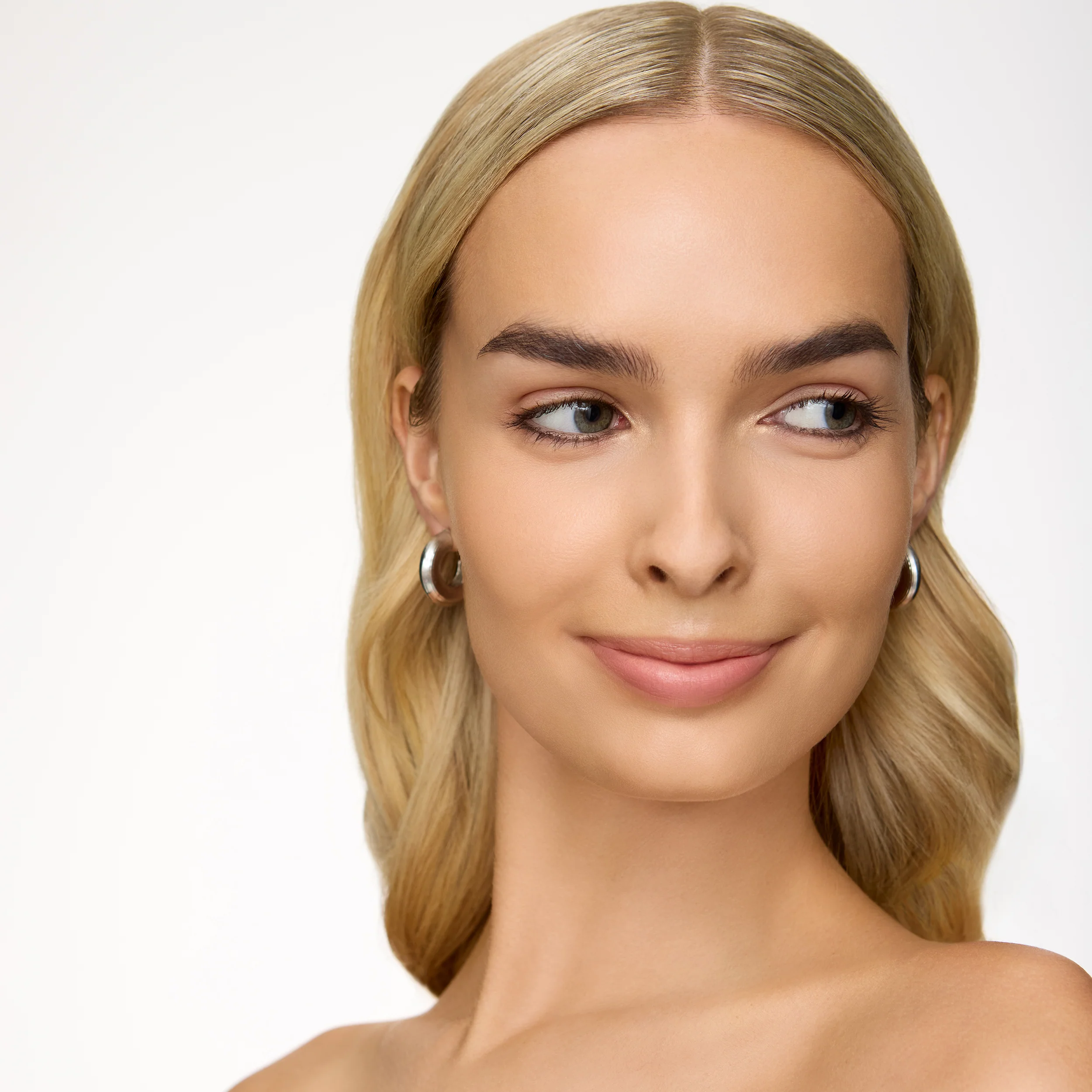 Hyper Bond All-Day Stay Serum Foundation - Image 47