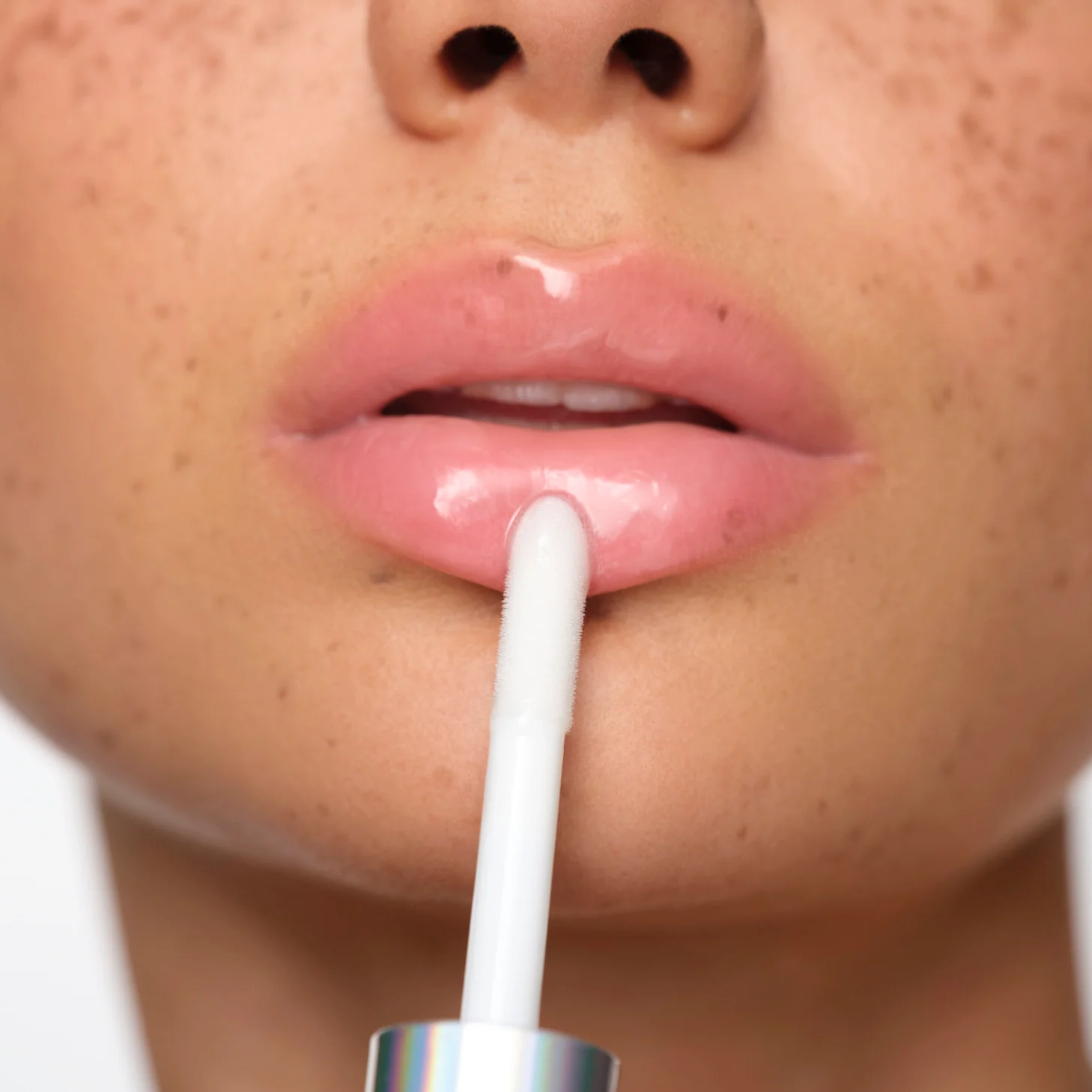 Lip Relapse Plumping Gloss - Clear - Image 6