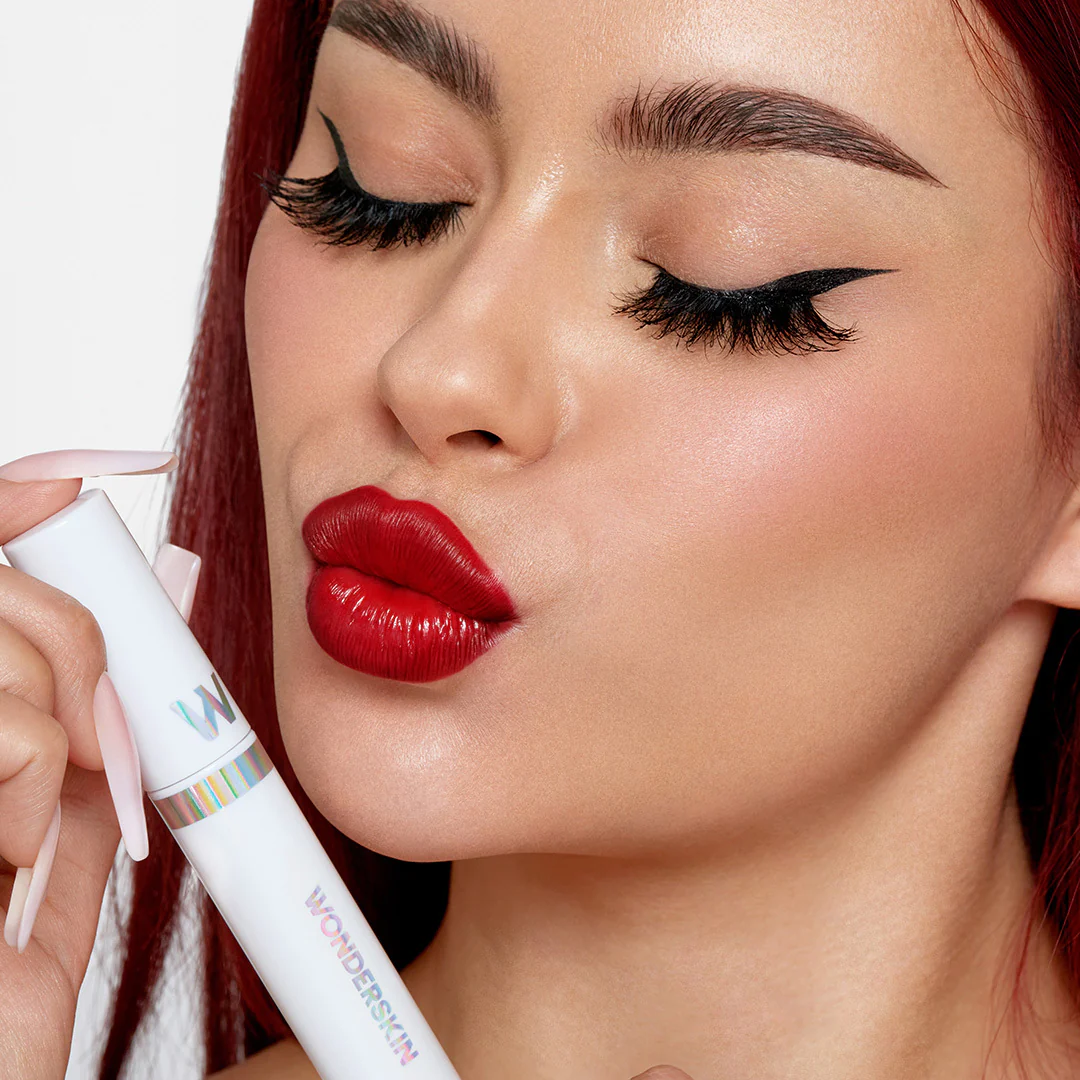 WONDER BLADING Peel & Reveal Lip Stain Kit - Image 98